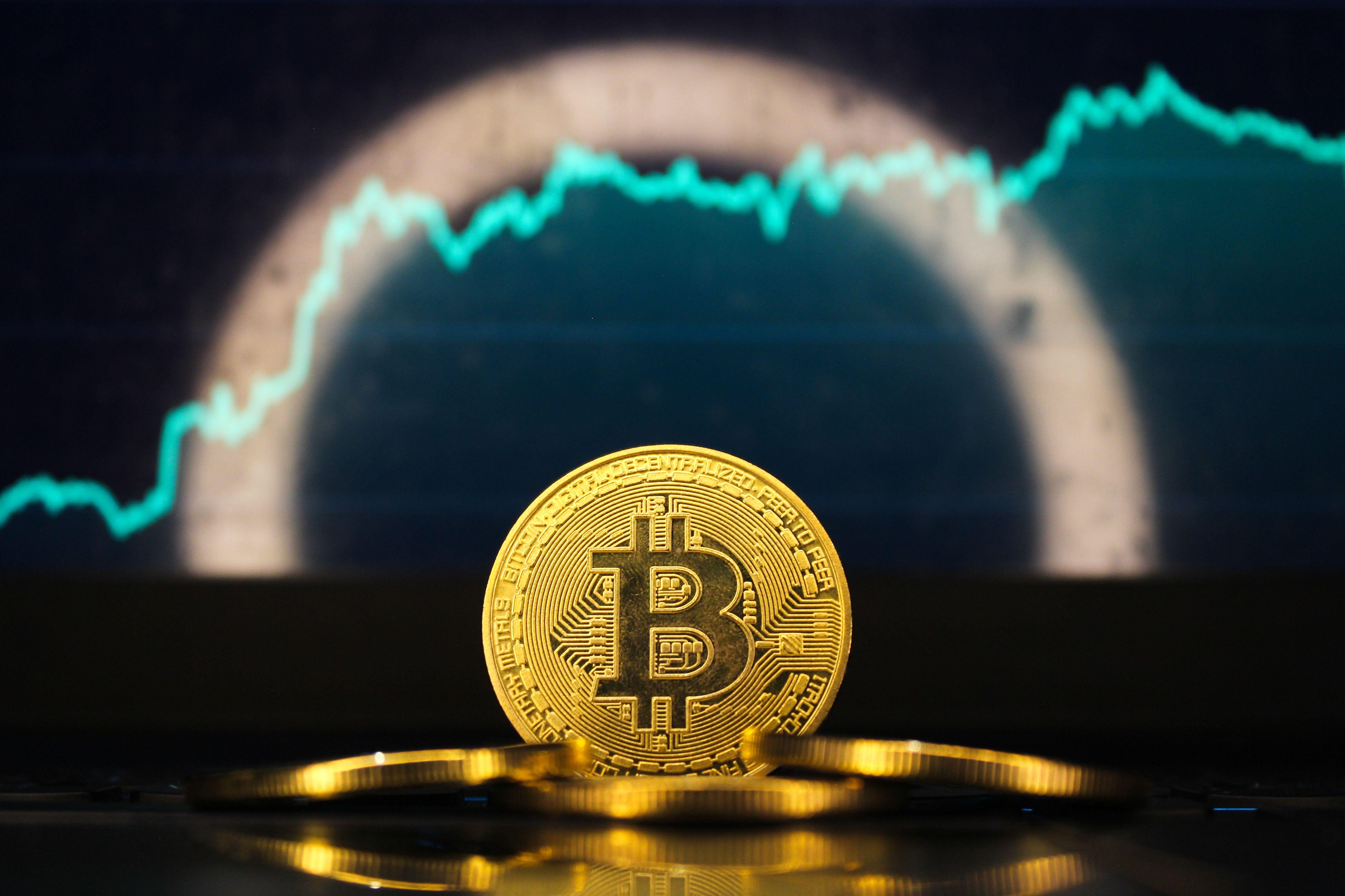 摩根大通:比特币可能飙升至165,000美元,引起人们对黄金的兴趣